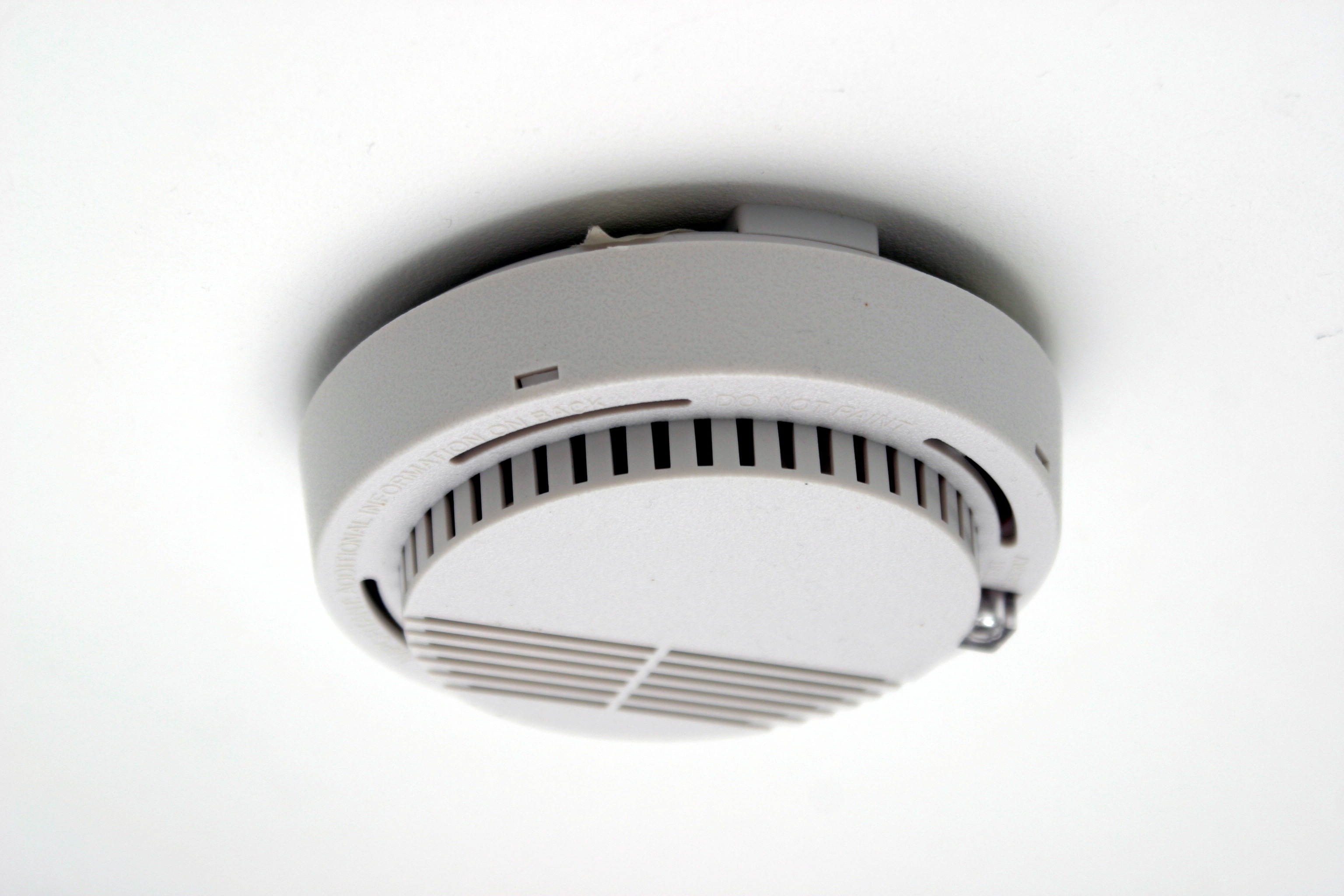 1762244162Smoke_detector.jpeg